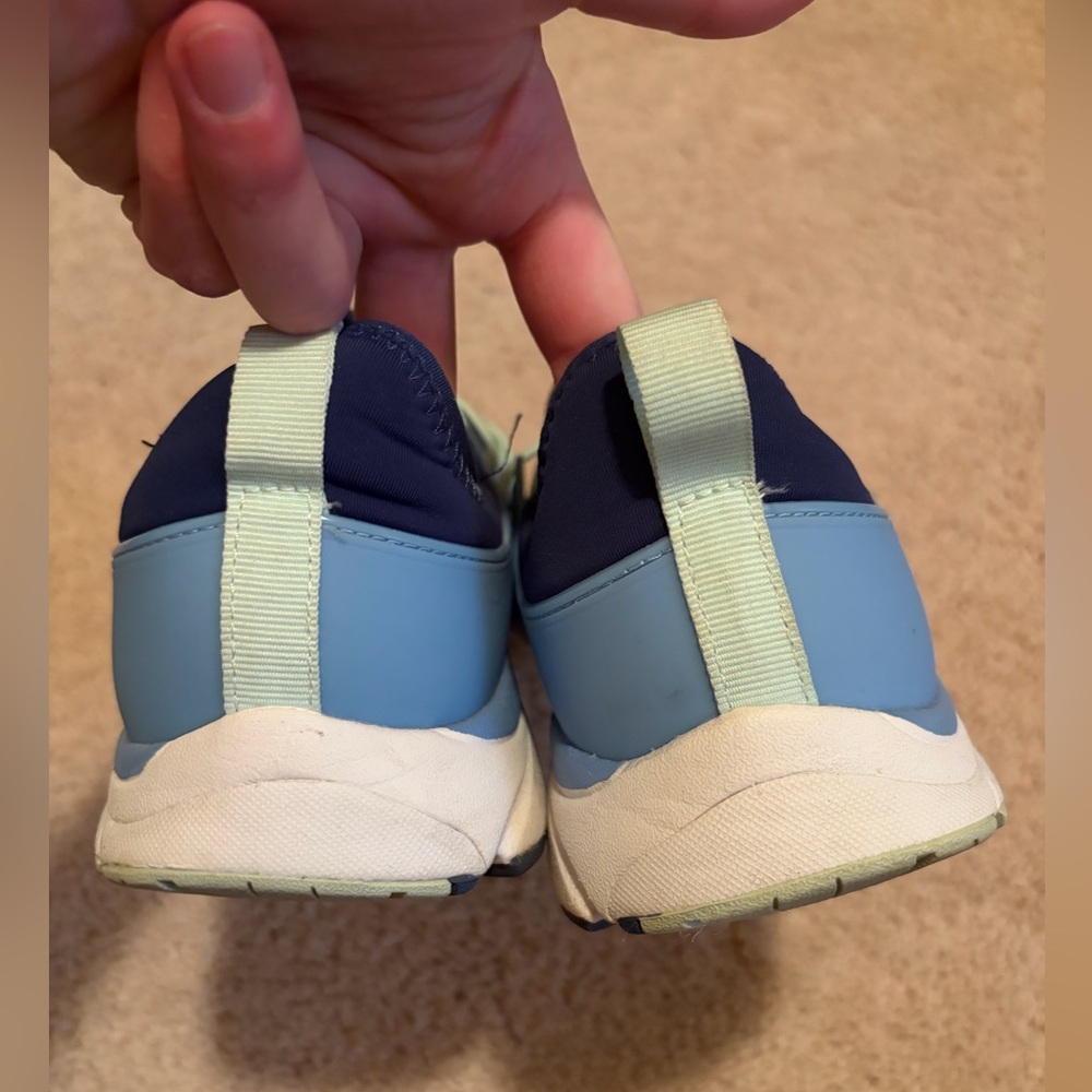 Vionic Athletic Shoes - image 5